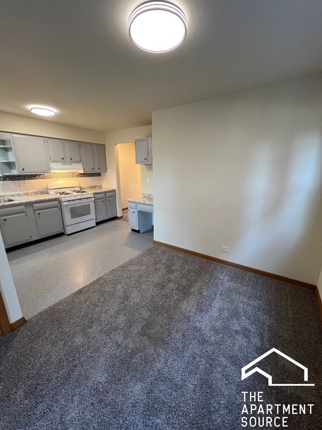 Photo - 328 Marengo Ave Unit 2S