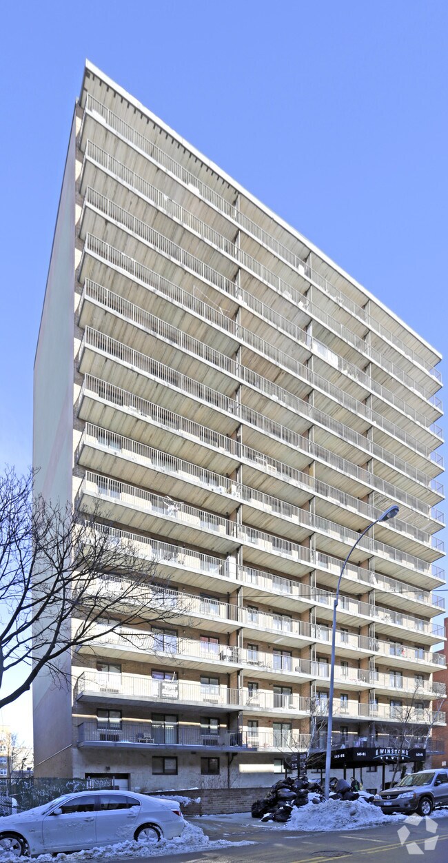 Photo - Winston Tower