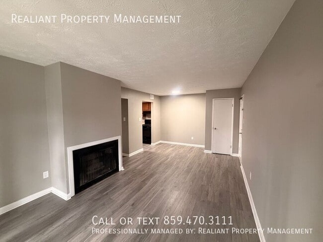 Photo - 2074 Fairmont Ct