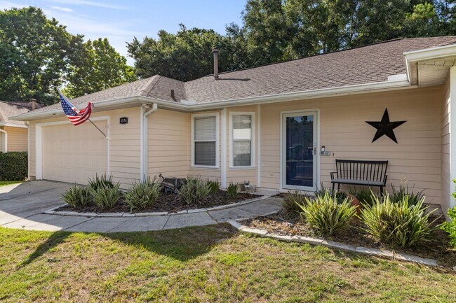 Photo - Experience a breezy lifestyle in the convenient Eagle Point subdivision!