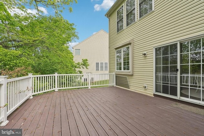 Photo - 51 Knickerbocker Ln