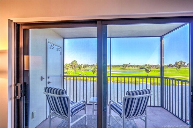 Building Photo - 40 NE Plantation Rd Unit 309 Rental