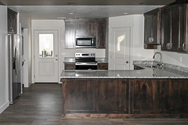 Photo - 2762 W 450 N