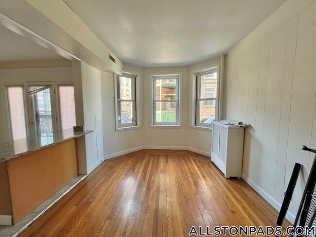 Photo - 1135 Commonwealth Ave Unit 2