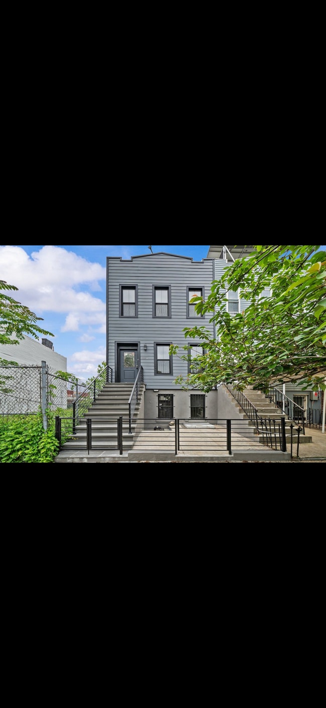 Building Photo - 2105A Pacific St Unit Bed Stuyvesant 2Br’s Rental