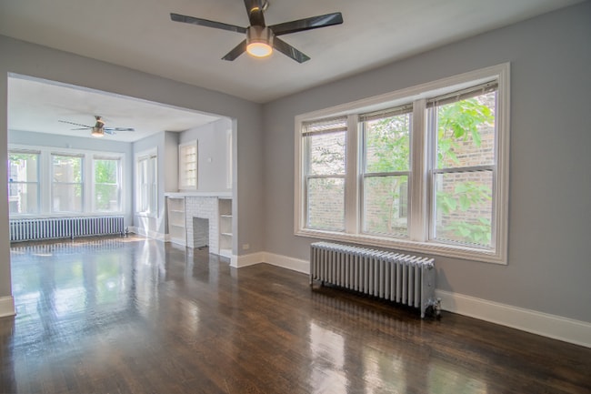 Photo - 3024 N Avers Ave Unit 1