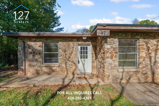 Building Photo - Newly Renovated 2 Bed / 1 Bath Apartment –... Unit Apartment 2