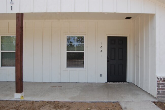 261 Co Rd 2521 Unit 102 (2BR/2B)