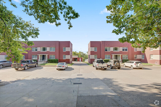 Building Photo - 1313 S Jackson Ave Rental