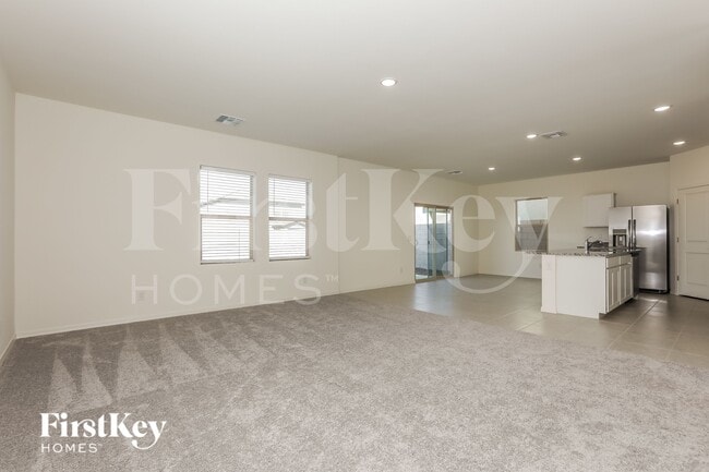 Photo - 3102 E Miner Dr