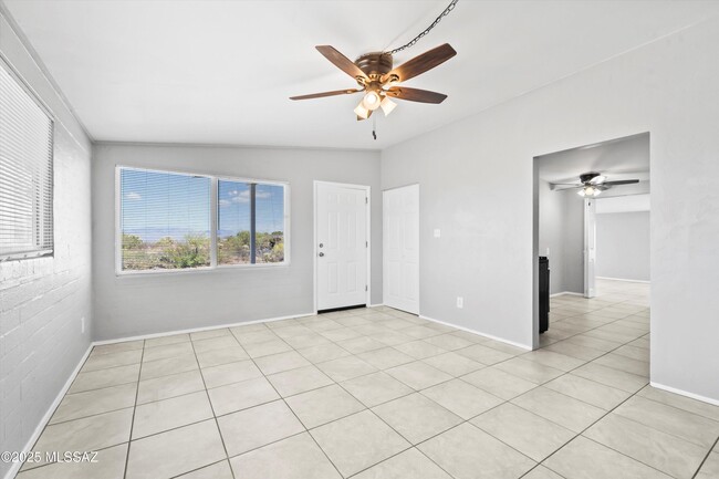 Photo - 202 Avenue C