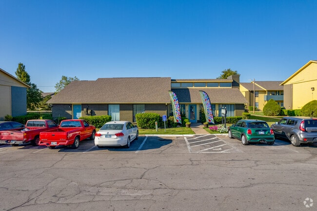 Almonte Apartments