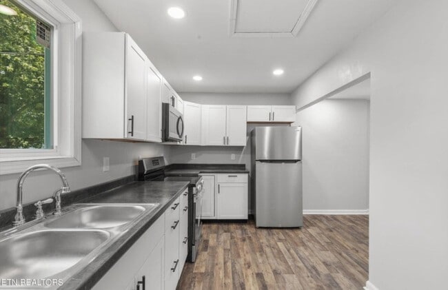 Photo - 401 N Kingston Ave