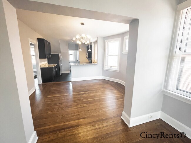 Photo - 2642 Madison Rd Unidad 2