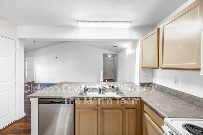 Photo - 200 Talus Way