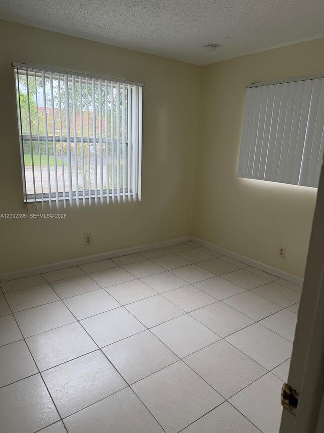 7800 NW 44th Ct Unit 1-3