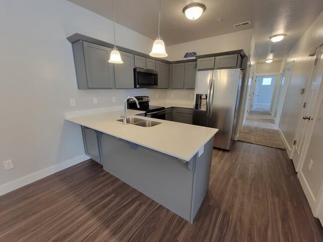 Photo - 13073 Newbridge Ln Unit E 203