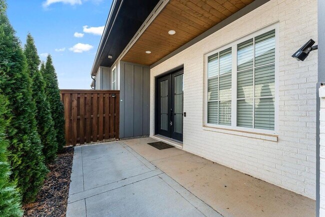 Photo - 3505 SW Radiance Ave