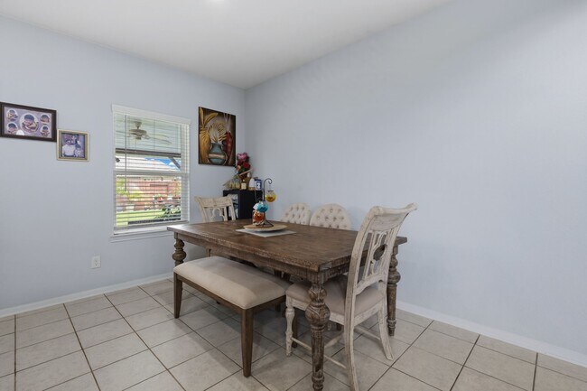 Photo - 8831 W Cres Lake Cir