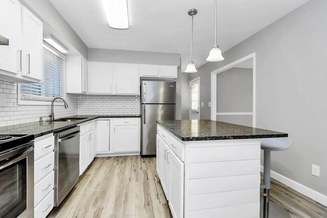 Photo - Charmingly Updated 3BD/2BA Ranch Home in Birnam Woods!