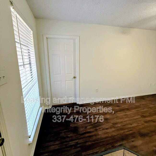 Photo - 7324 Menlo Dr Unit Apt 4