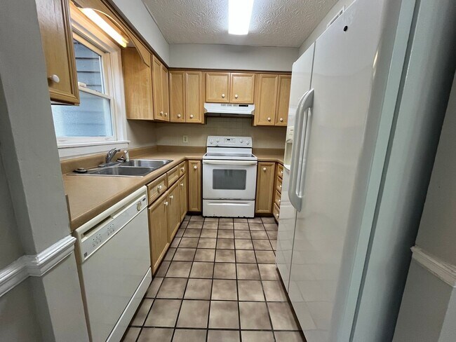 Photo - 15 Pointer Pl