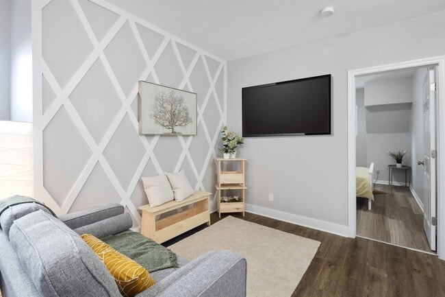 Photo - 486-486 Albert St Unit 303