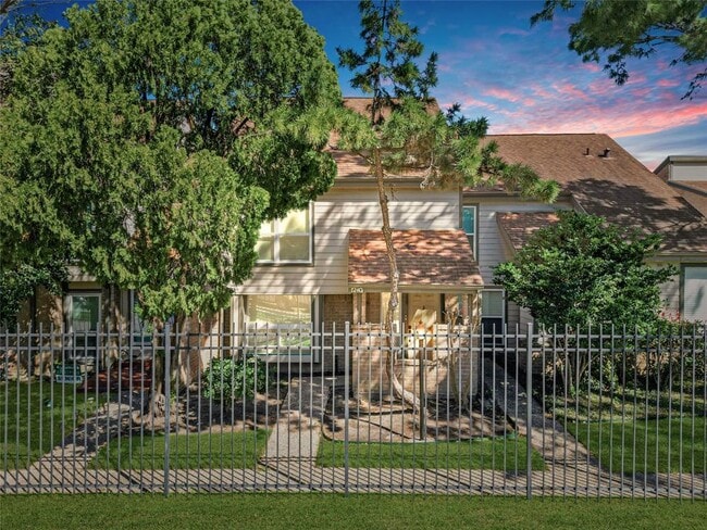Photo - 724 Country Pl Dr Casa
