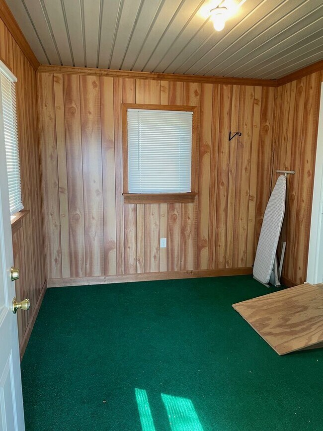 2 BED, 1 BATH HOME LOCATED IN DENTON! House Rental in Denton, NC