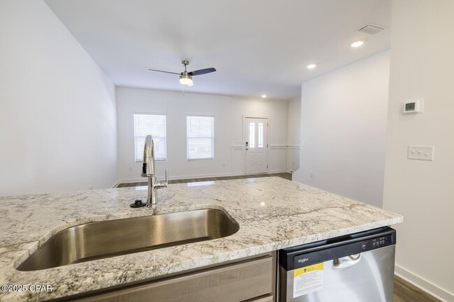 Photo - 5860 Tyndall Pkwy