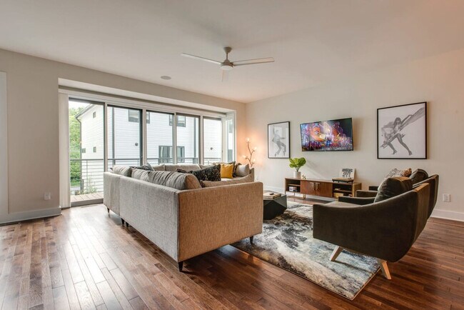 Photo - 2108 9th Ave N Unidad ID1038499P