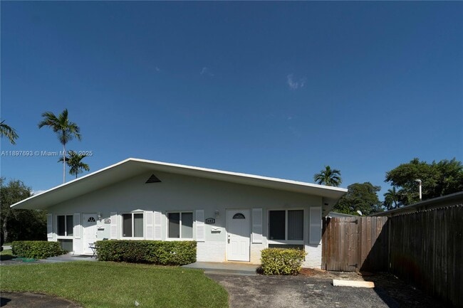 Photo - 1402 SW 9th Ave Unidad 2