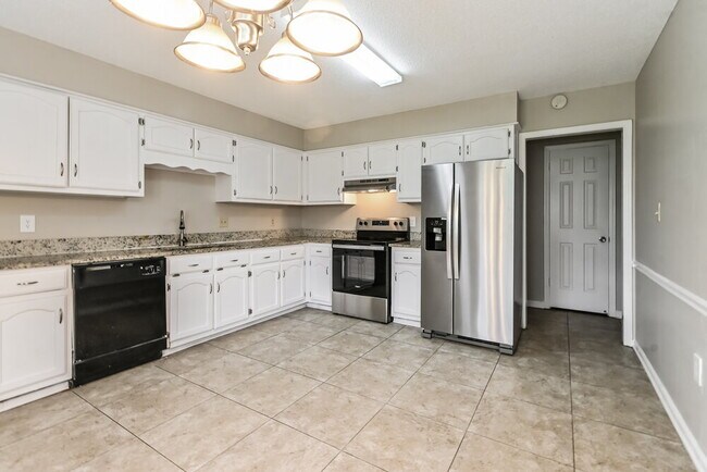 Photo - 5100 Barkshire Dr