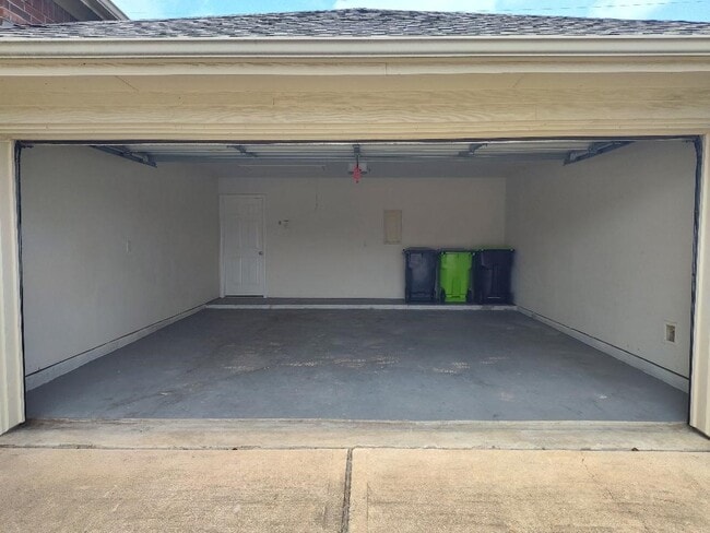 Photo - 6327 Bonnie Chase Ln