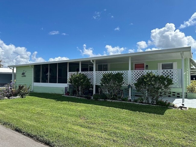 Photo - 5700 Bayshore Rd