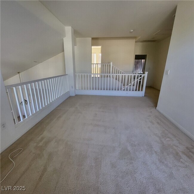 Photo - 211 Tayman Park Ave