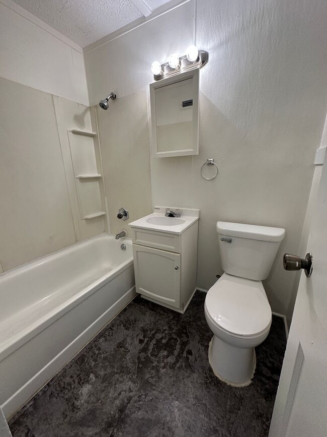 Photo - 29 Riley Manor Cir