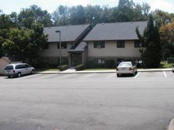 Photo - Cedarwood Apartments