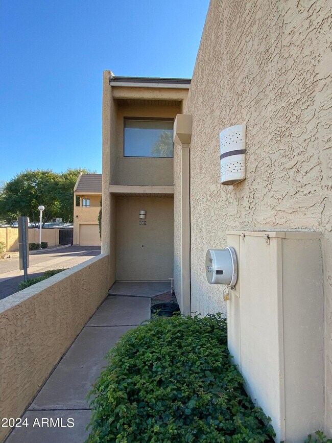 821 E Redondo Dr Townhome Townhome Rental in Tempe AZ