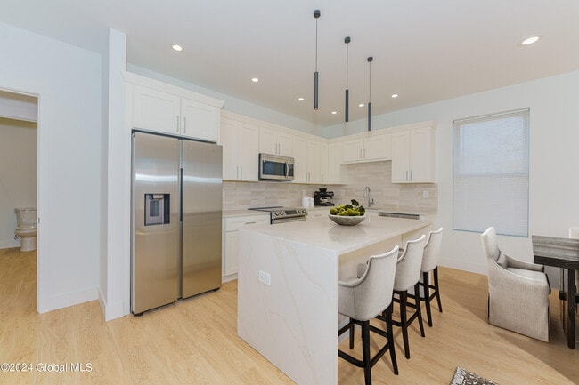 Photo - 1133 Loudon Rd