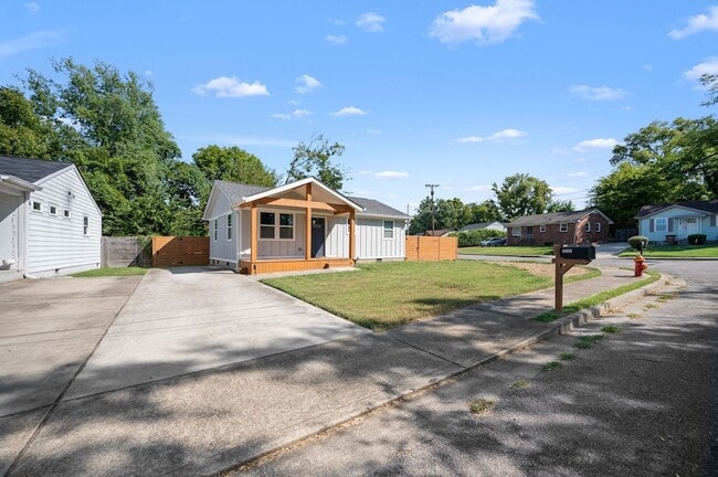 Photo - 2600 Aspen Dr