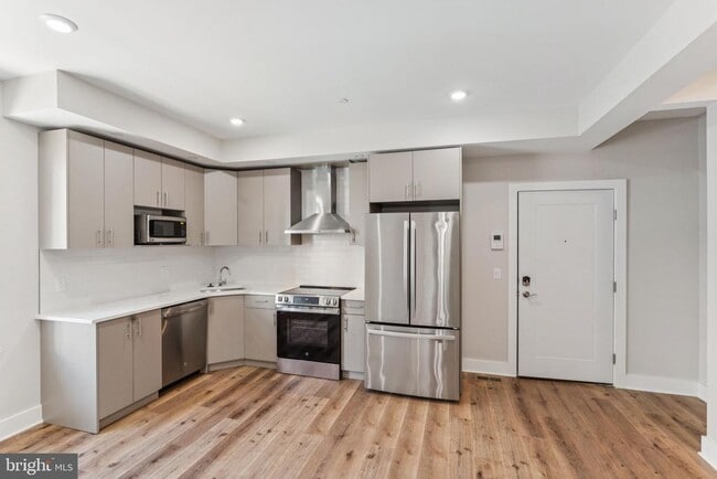 Photo - 1436 Parrish St