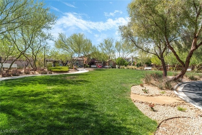 Building Photo - 7291 Ellington Park St