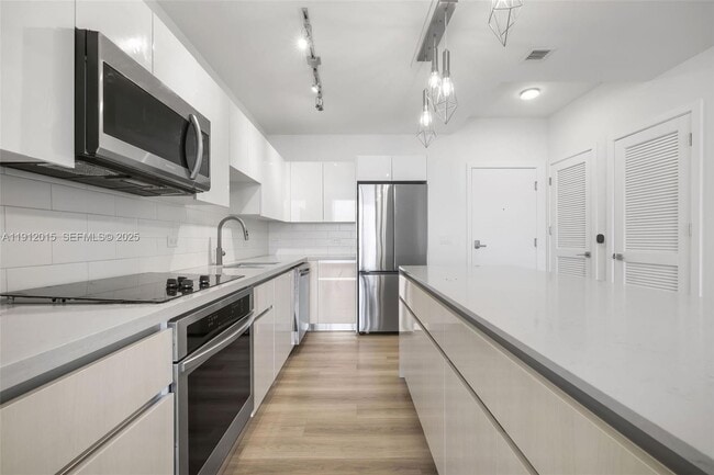 Photo - 101 Diplomat Pkwy Unit 2604