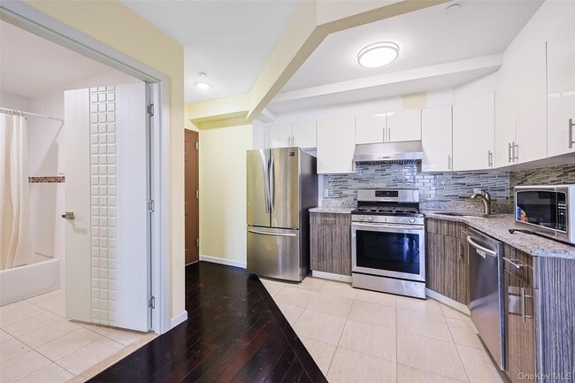 Photo - 55-12 138th St Unit 7F