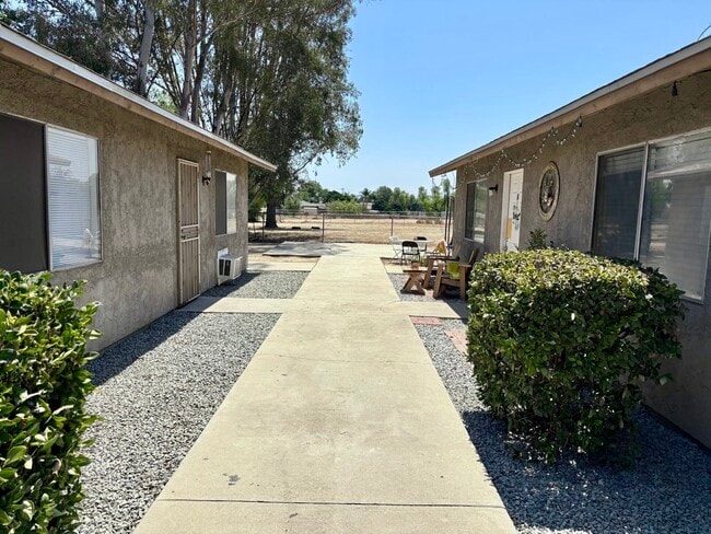 Building Photo - 21725 Dracaea Ave Unit 1 Rental