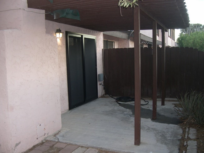 Photo - 4310 Caliente St