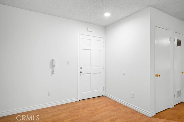 330 Pioneer Dr