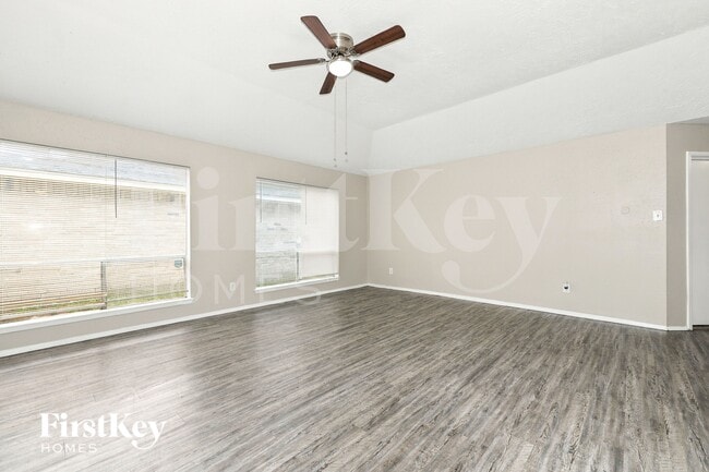 21714 Nickerton Ln