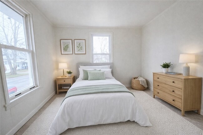 Photo - 130 E Elisha St